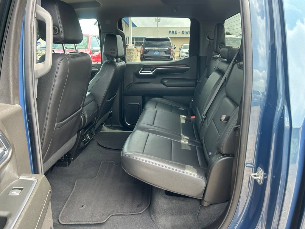 Used 2024 GMC Sierra 1500 SLT RWD image 15