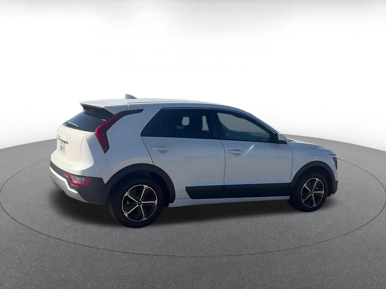 Used 2026 Kia Niro LX FWD image 15