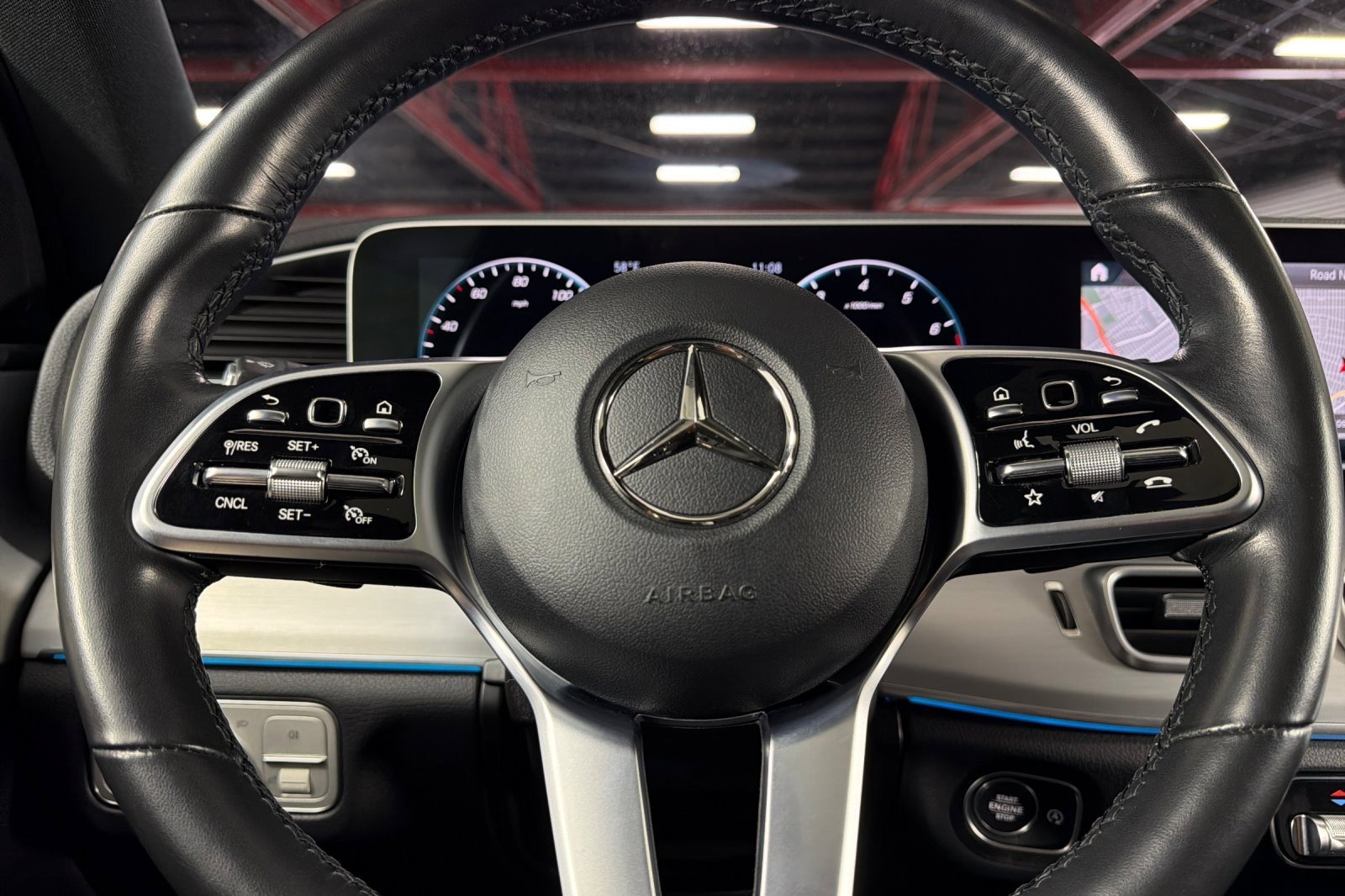 Used 2022 Mercedes-Benz GLE 350 4MATIC w/ Premium Package image 23