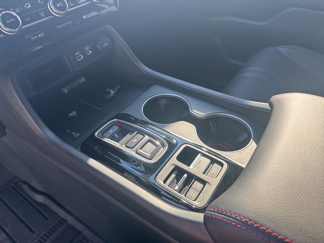 Used 2025 Honda Pilot Black Edition image 19