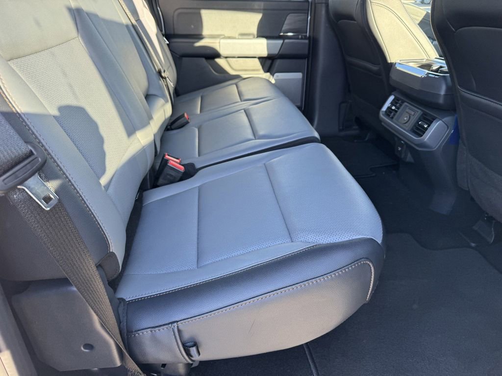 Used 2025 Ford F150 Lightning Lariat image 7