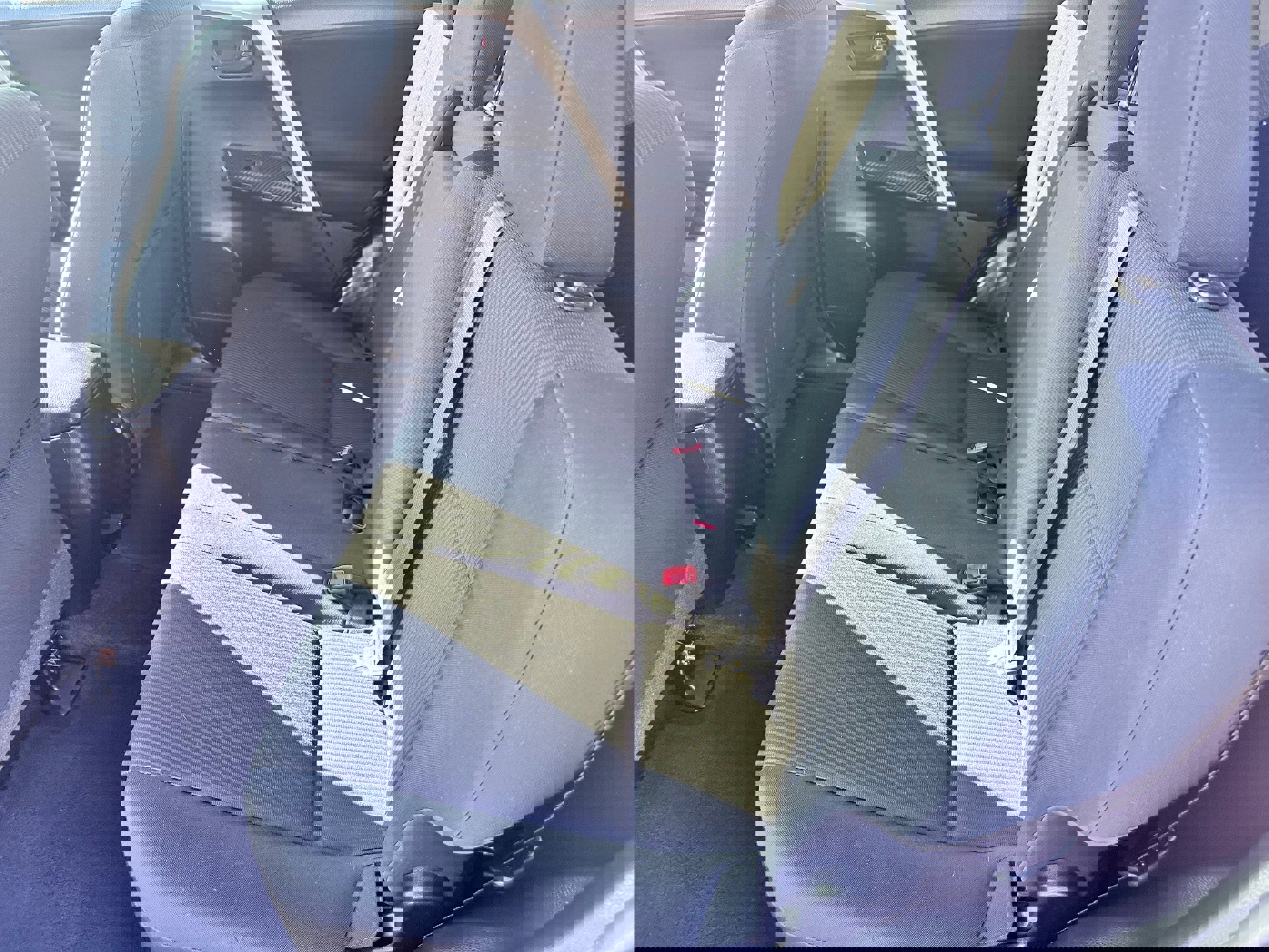 Used 2015 Toyota RAV4 LE image 6