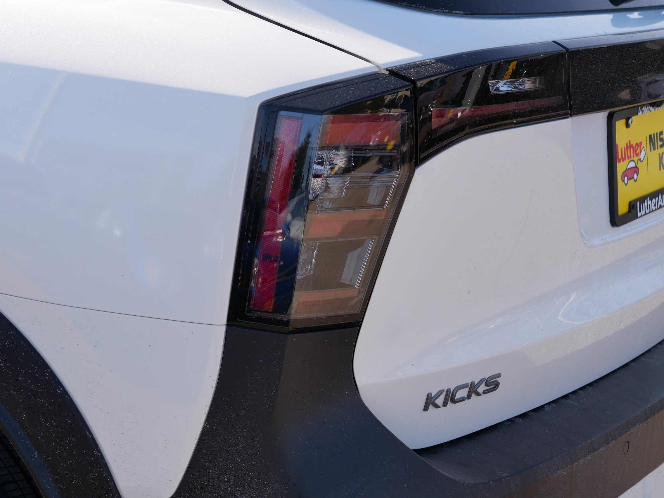 Certified 2025 Nissan Kicks SV image 17