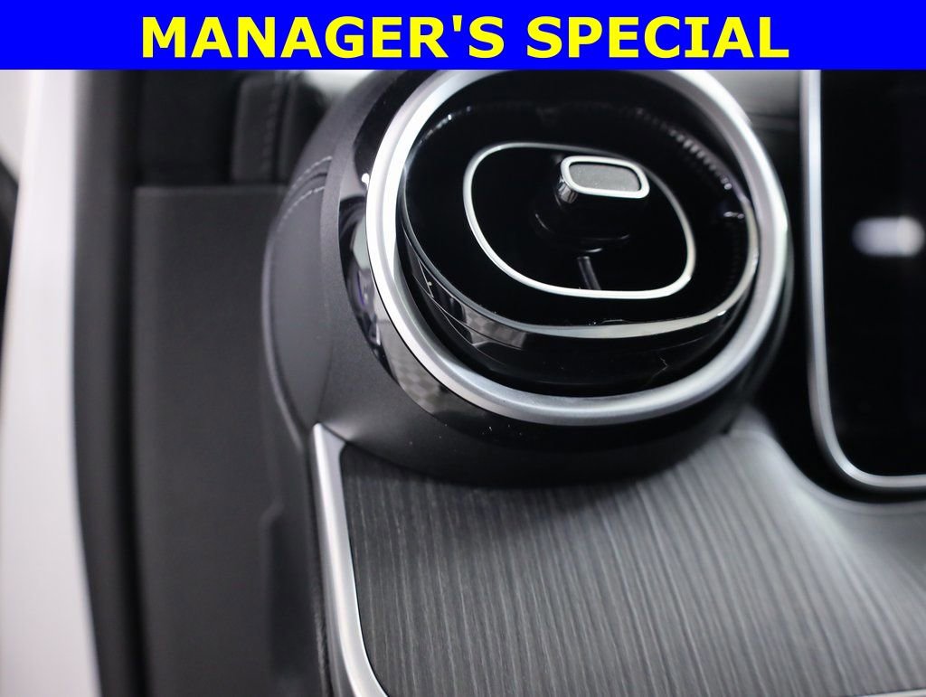 Certified 2025 Mercedes-Benz C 300 4MATIC Sedan image 18