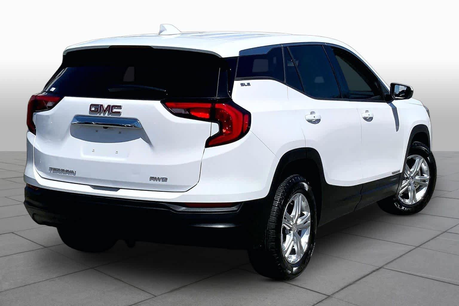 Used 2019 GMC Terrain SLE AWD/4WD image 13