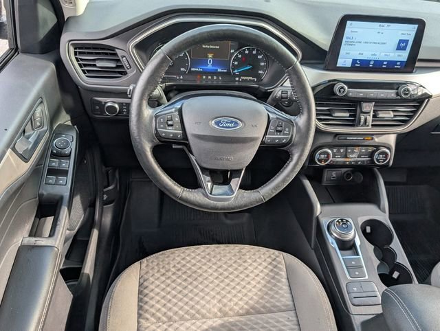 Certified 2021 Ford Escape SE w/ SE Sport Appearance Package image 8