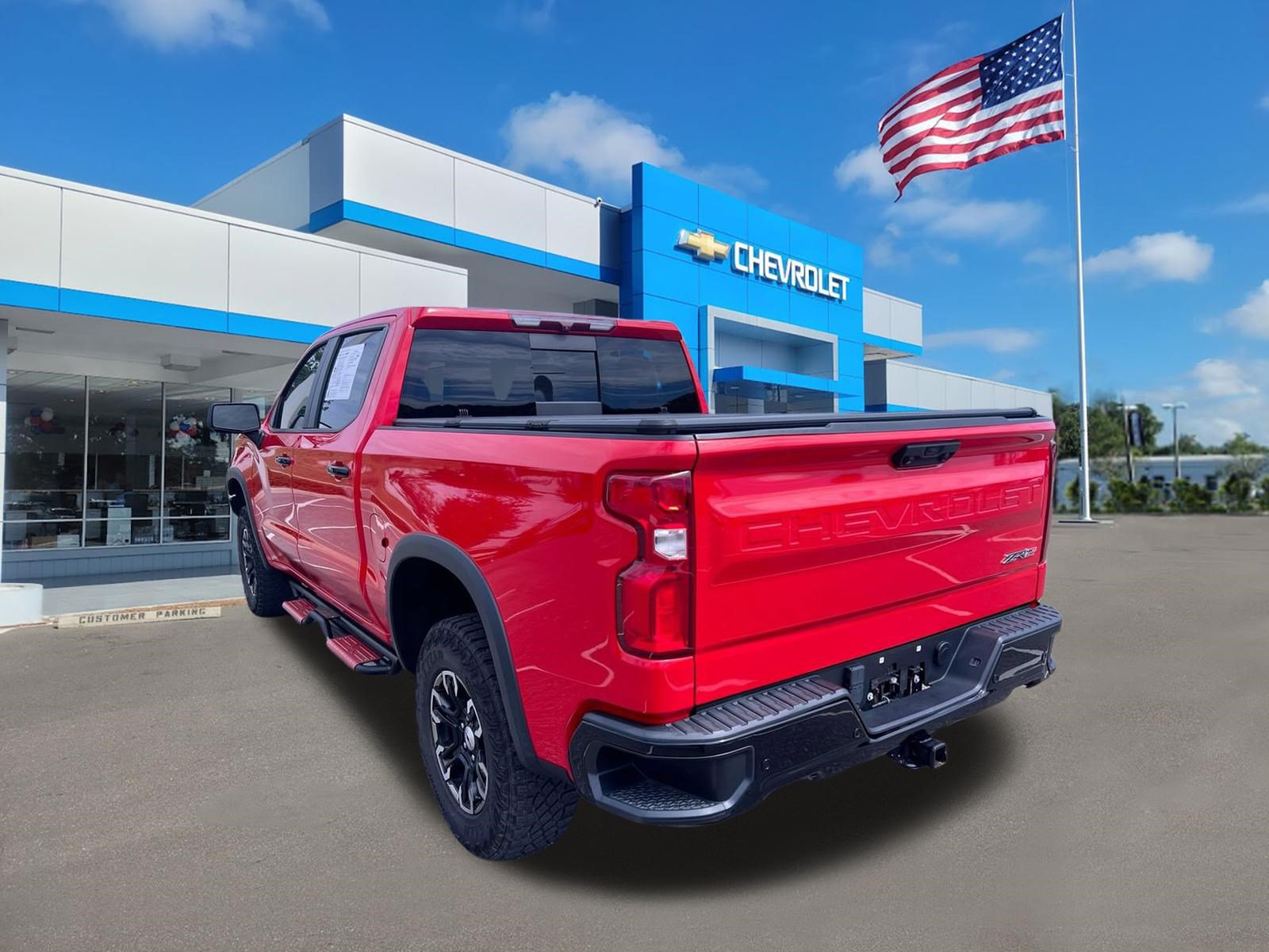Used 2023 Chevrolet Silverado 1500 ZR2 AWD/4WD image 5
