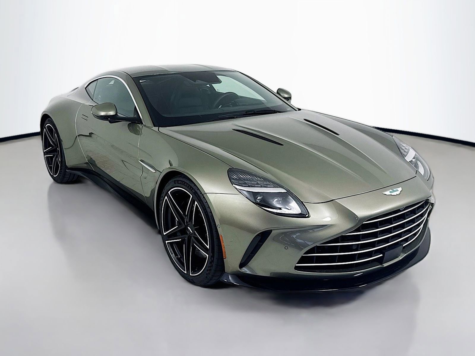 Used 2025 Aston Martin V8 Vantage Coupe