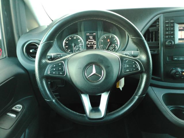 Used 2019 Mercedes-Benz Metris Passenger image 29