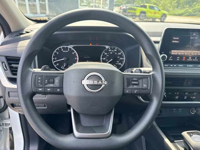 Used 2026 Nissan Rogue S AWD/4WD image 13