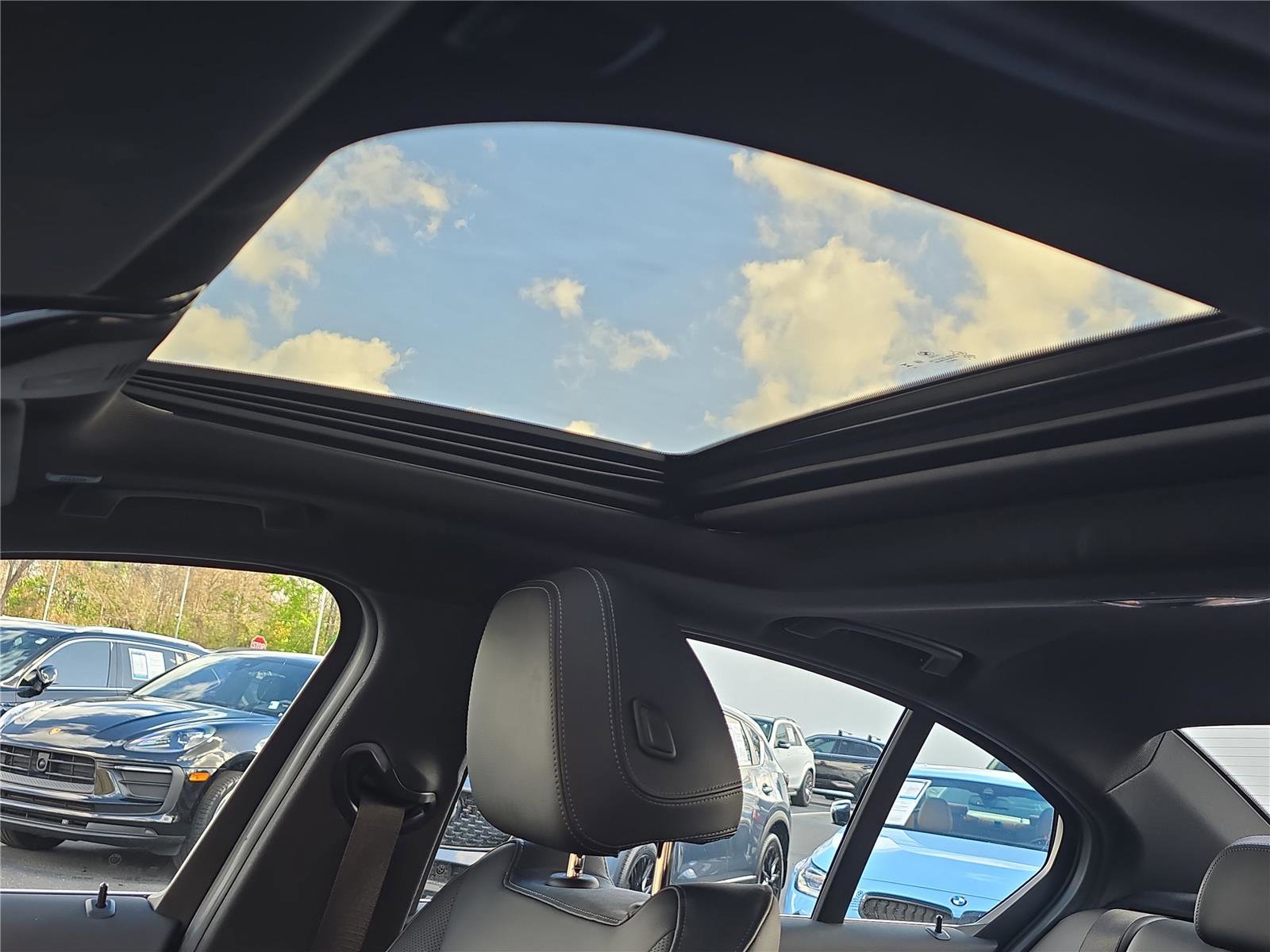 Used 2025 BMW 330i 330i image 23