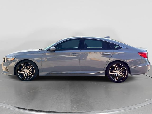 Used 2021 Honda Accord Touring image 2