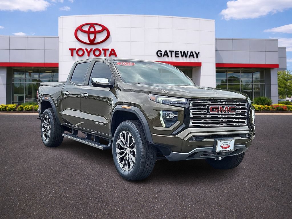 Used 2023 GMC Canyon Denali AWD/4WD image 3