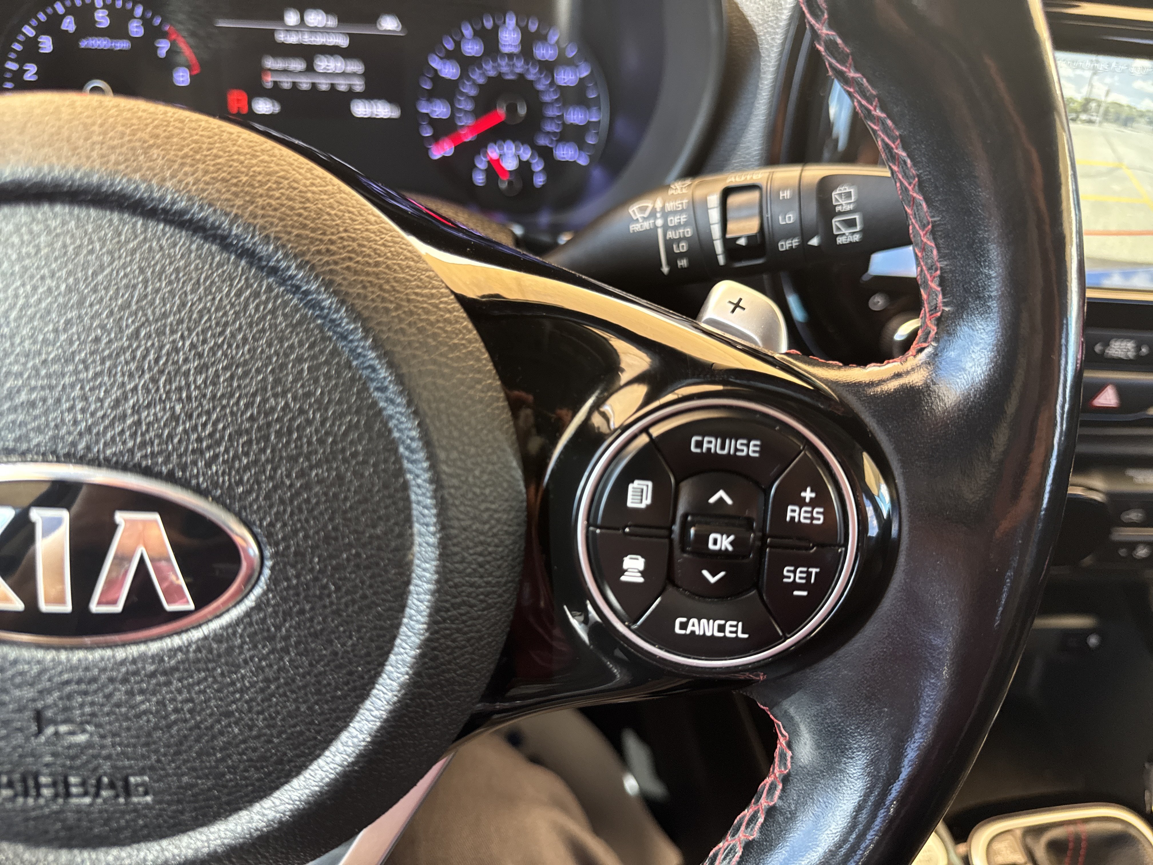 Used 2020 Kia Soul GT-Line Turbo FWD image 25