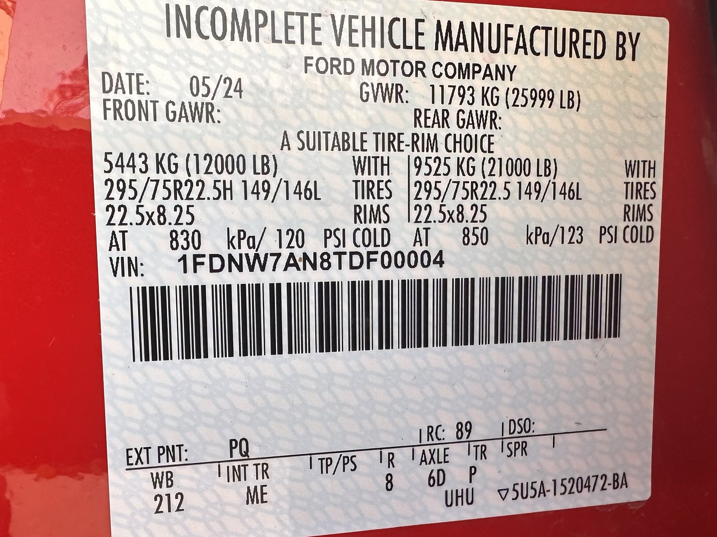 Used 2026 Ford F750 2WD Crew Cab Super Duty image 25