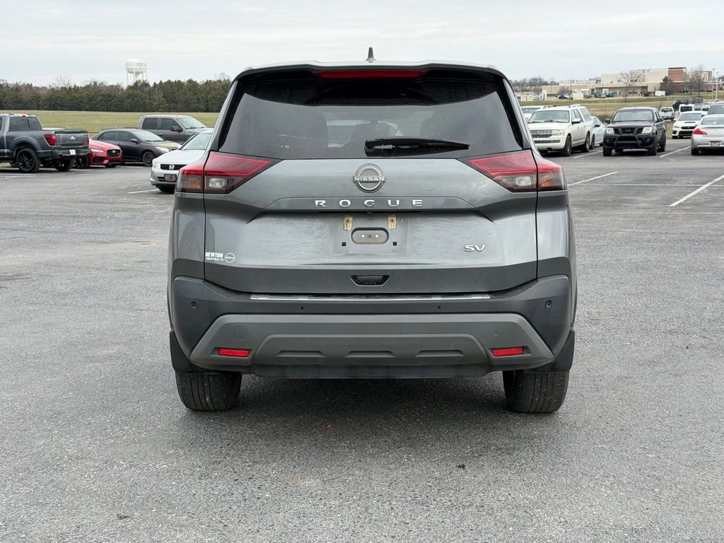 Used 2023 Nissan Rogue SV image 6