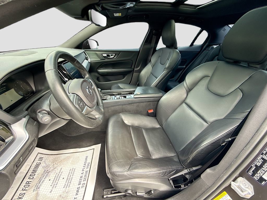 Used 2019 Volvo S60 T5 Momentum w/ Multimedia Package image 22