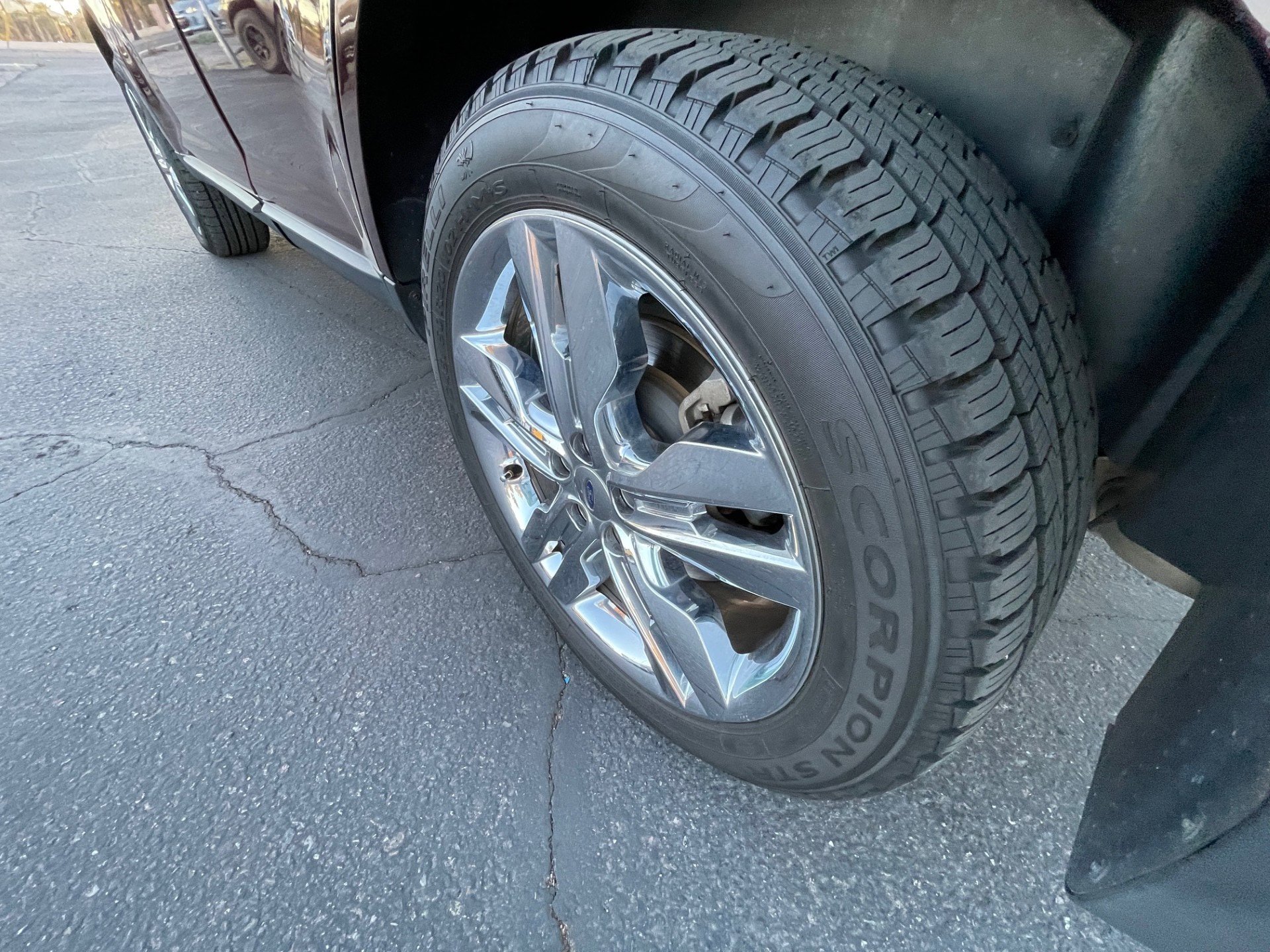 Used 2011 Ford Edge Limited w/ 302A Rapid Spec Order Code FWD image 12