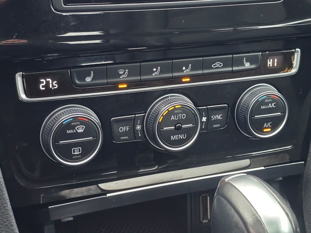 Used 2015 Volkswagen Golf SEL w/ Lighting Package (SEL) image 19