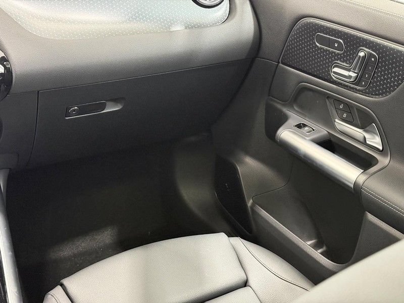New 2026 Mercedes-Benz GLA 250 4MATIC image 9