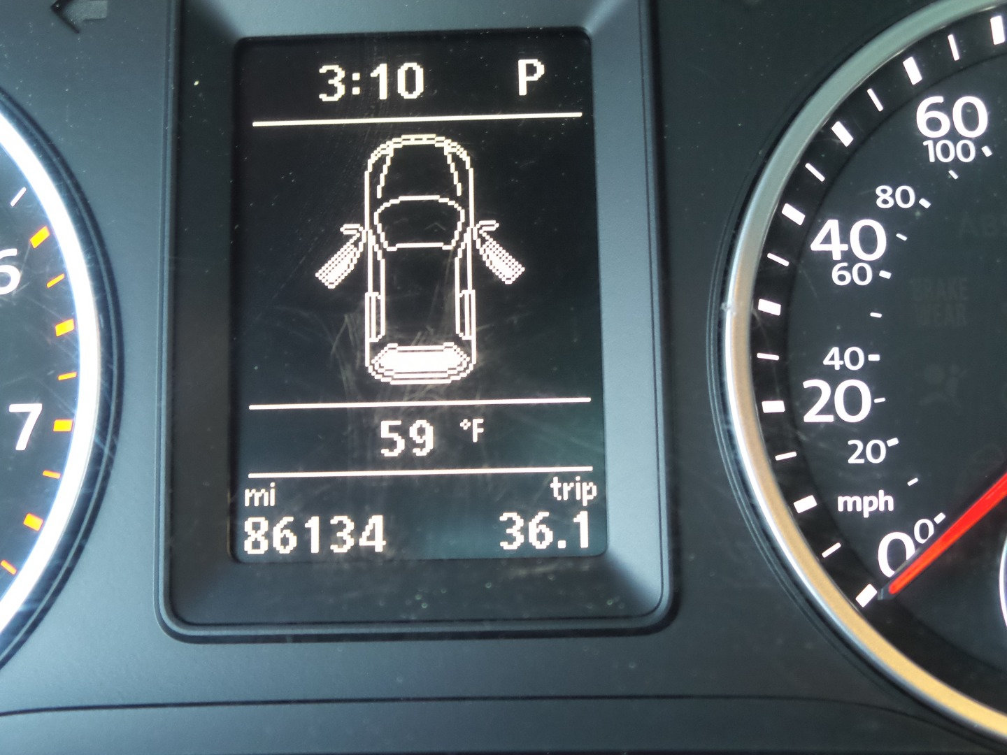 Used 2015 Volkswagen Tiguan R-Line FWD image 45