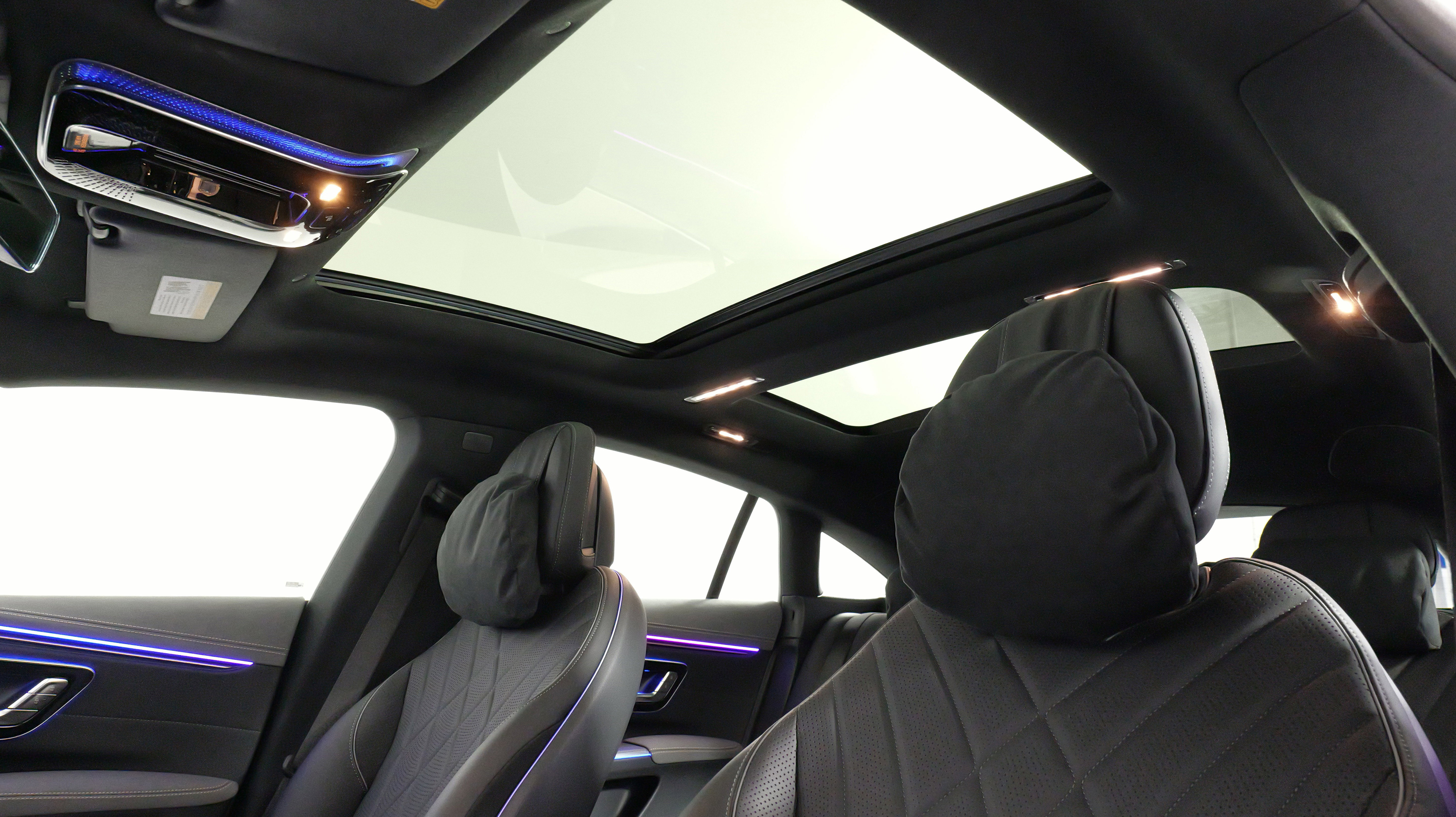 Used 2025 Mercedes-Benz EQS 580 EQS 580 4MATIC image 36