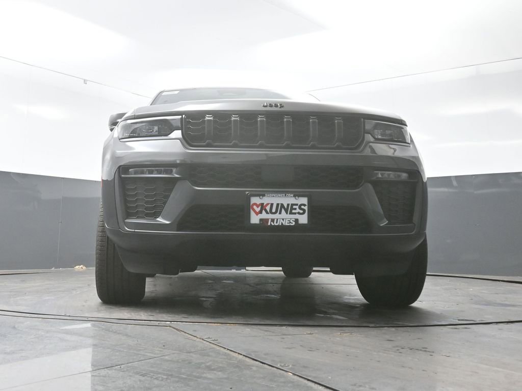 New 2026 Jeep Grand Cherokee Limited image 40