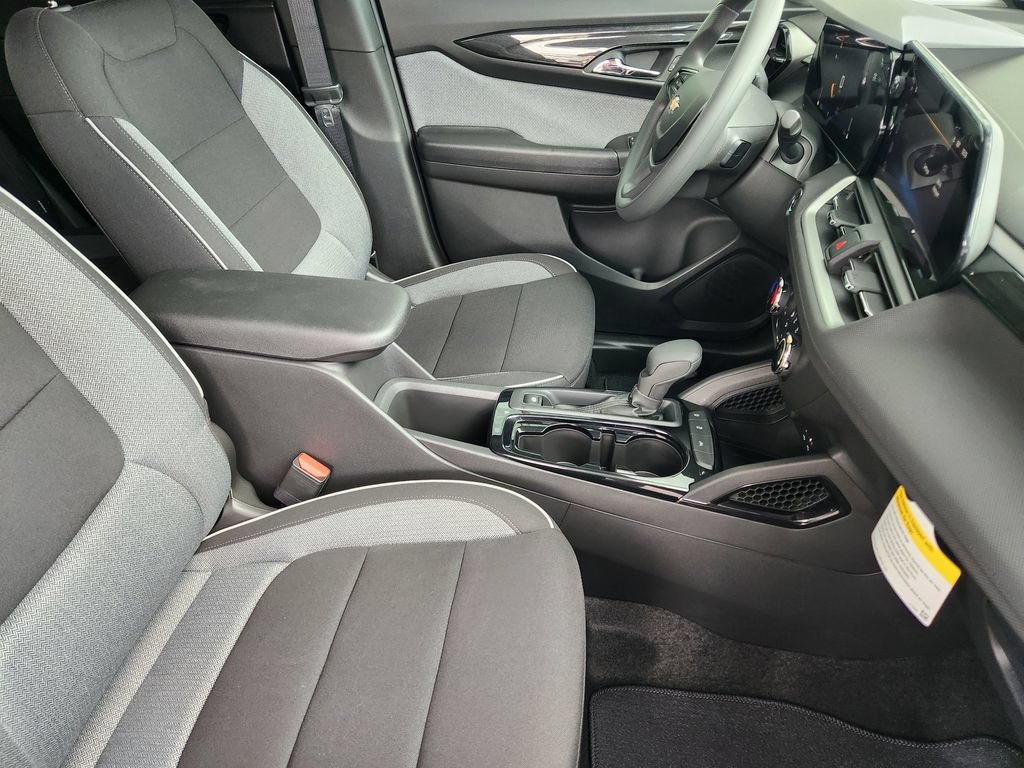 New 2026 Chevrolet TrailBlazer LS w/ LS Convenience Package FWD image 10