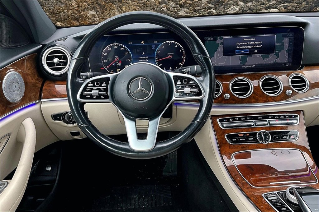 Used 2020 Mercedes-Benz E 350 4MATIC Sedan image 5