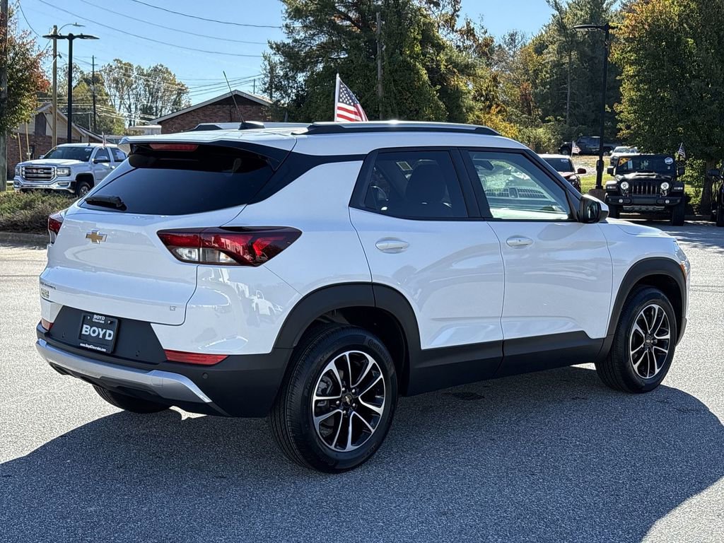 New 2026 Chevrolet TrailBlazer LT w/ Driver Confidence Package image 8