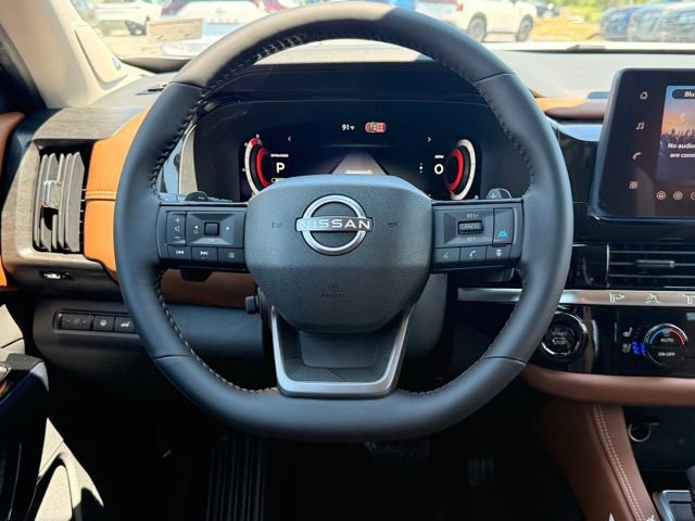 New 2026 Nissan Pathfinder Platinum w/ Cargo Package AWD/4WD image 25