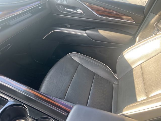Used 2023 Cadillac Escalade Premium Luxury w/ Performance Package image 12