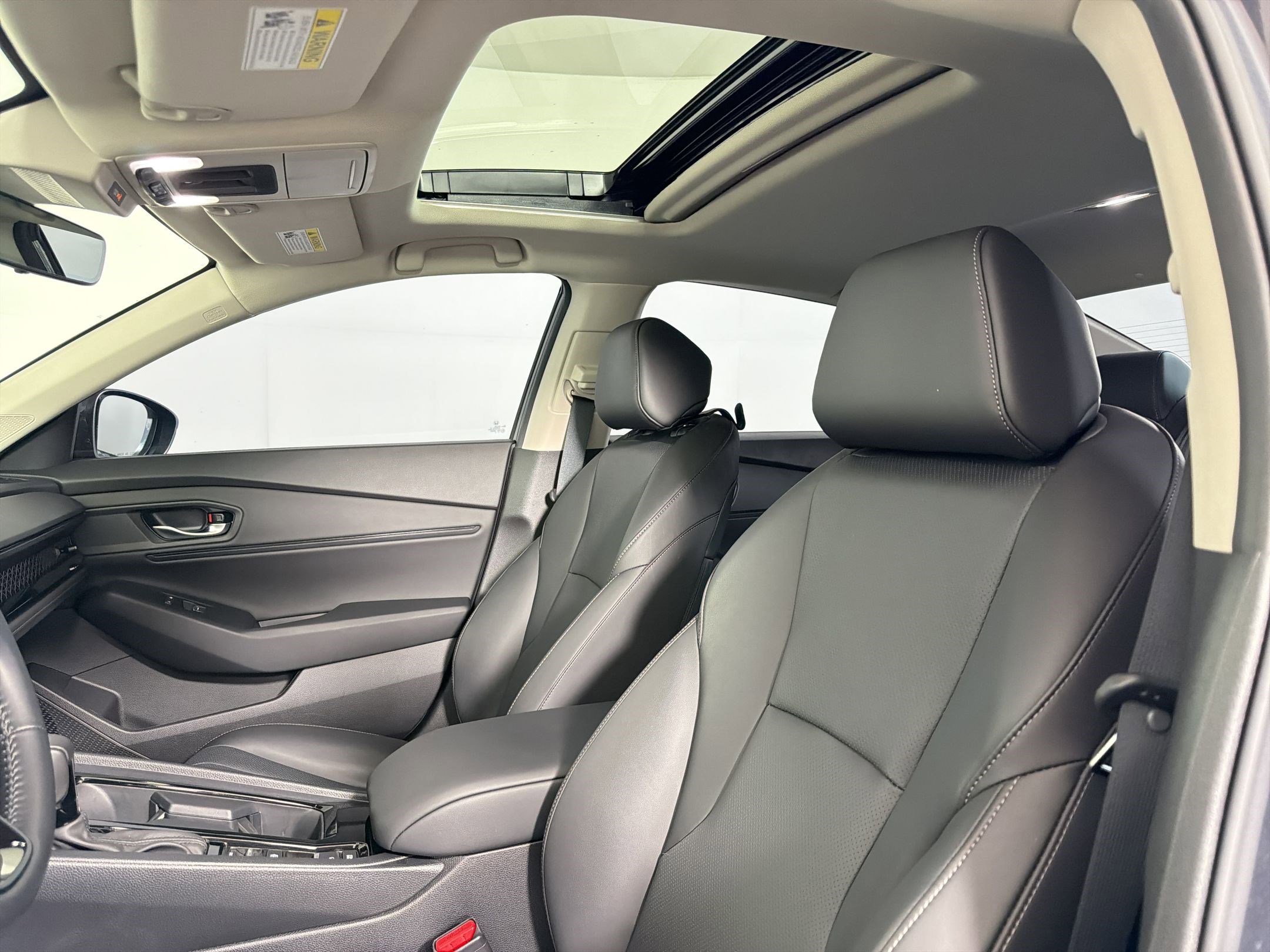 Certified 2025 Honda Accord EX-L image 13