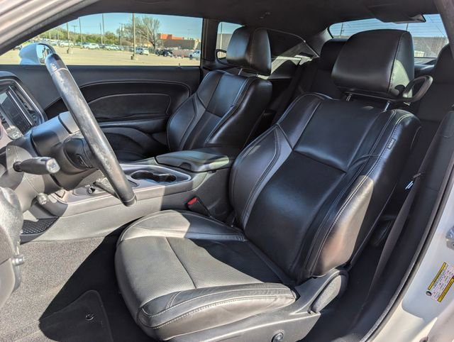 Used 2019 Dodge Challenger SXT w/ Plus Package image 22