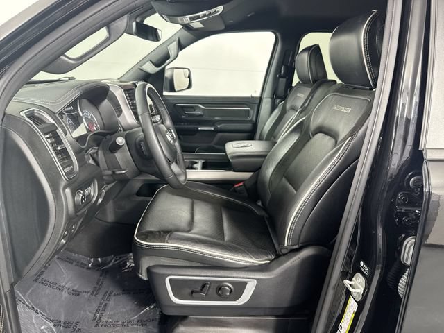 Used 2025 RAM 1500 Laramie AWD/4WD image 5