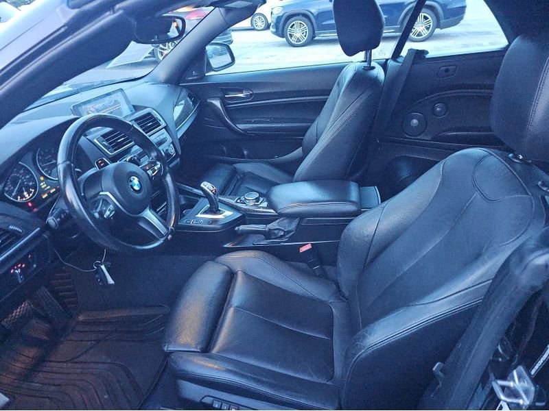 Used 2015 BMW M235i Convertible RWD image 11