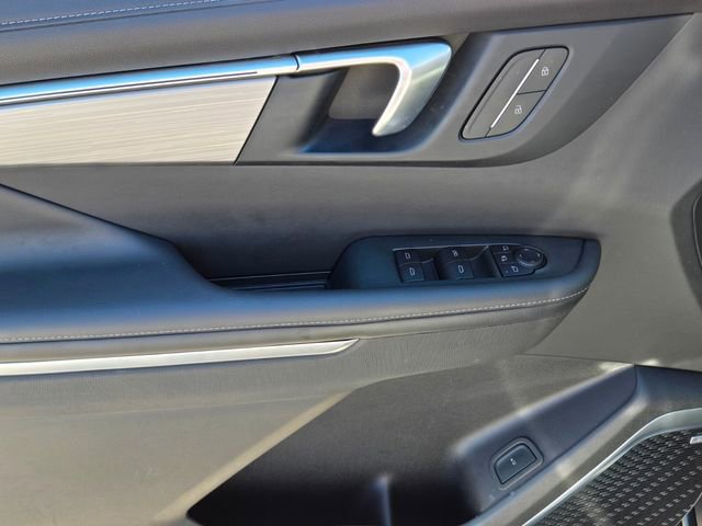 Used 2025 Buick Enclave Preferred FWD image 25