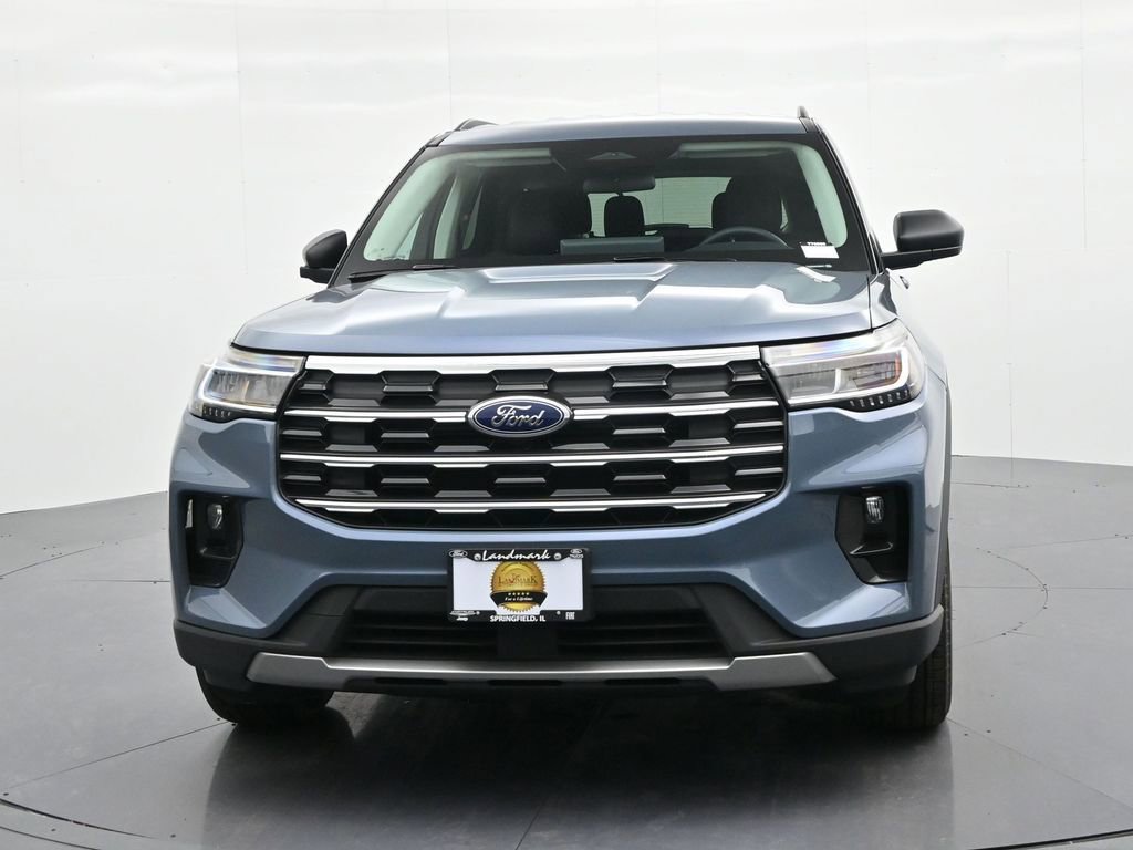 New 2026 Ford Explorer Active w/ Active Comfort Package image 3