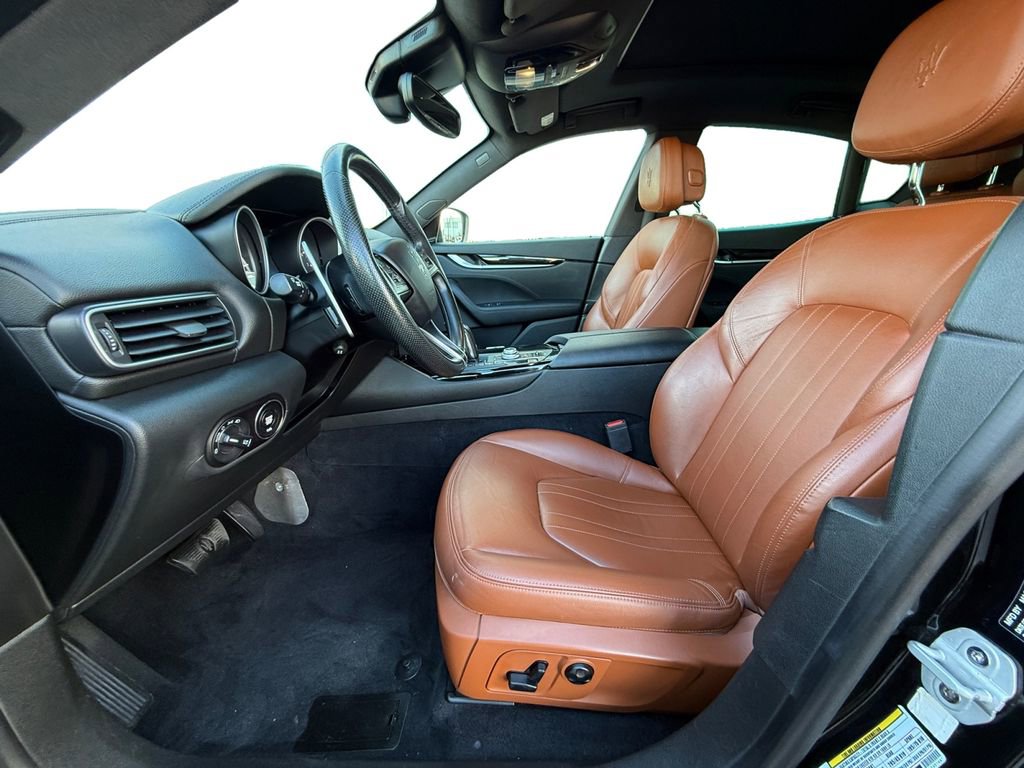 Used 2020 Maserati Levante S image 9