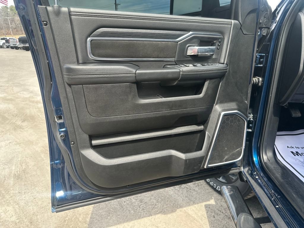 Used 2024 RAM 2500 Laramie w/ Night Edition image 10