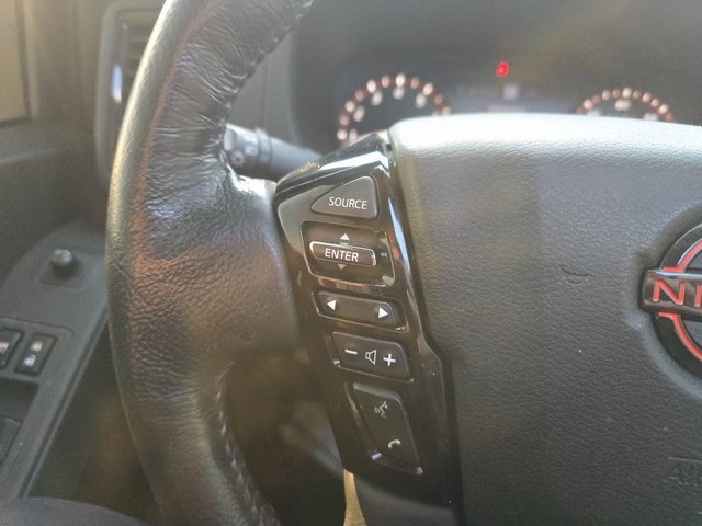 Used 2022 Nissan Frontier PRO-4X w/ Pro-4X Premium Package image 20