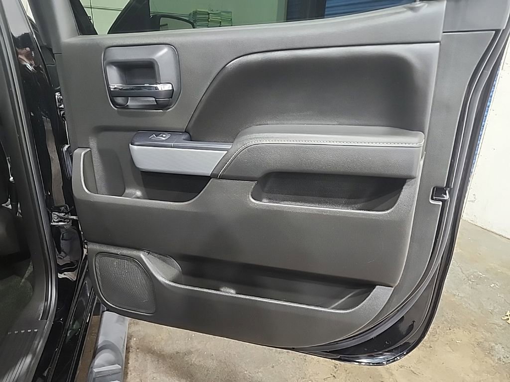Used 2016 Chevrolet Silverado 1500 LTZ Z71 w/ LTZ Plus Package AWD/4WD image 26