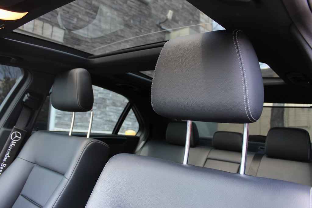 Used 2014 Mercedes-Benz E 350 Sedan image 23