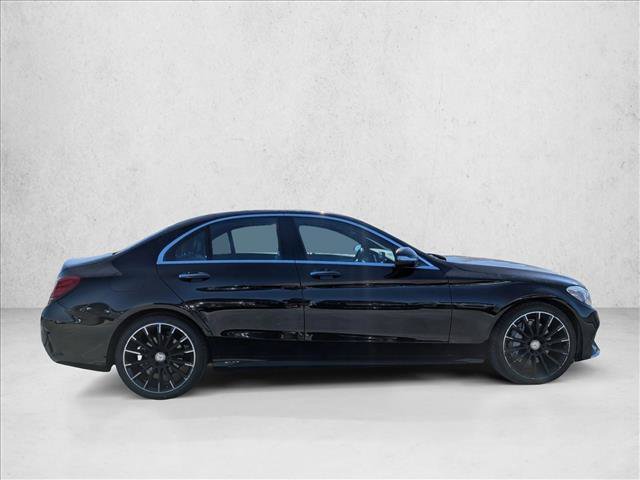 Used 2015 Mercedes-Benz C 400 4MATIC image 4