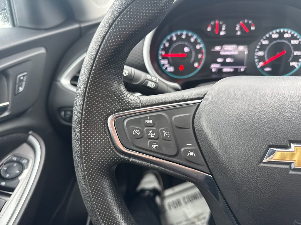 Used 2025 Chevrolet Malibu LT image 29