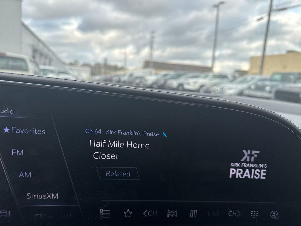 Used 2021 Cadillac Escalade Sport w/ Driver Assist Tech Package image 25