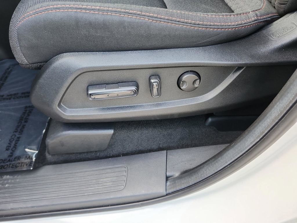 Used 2025 Honda Pilot Sport image 24