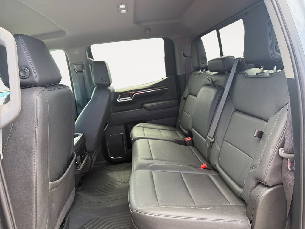 Used 2024 Chevrolet Silverado 1500 LT Trail Boss w/ Convenience Package II AWD/4WD image 13