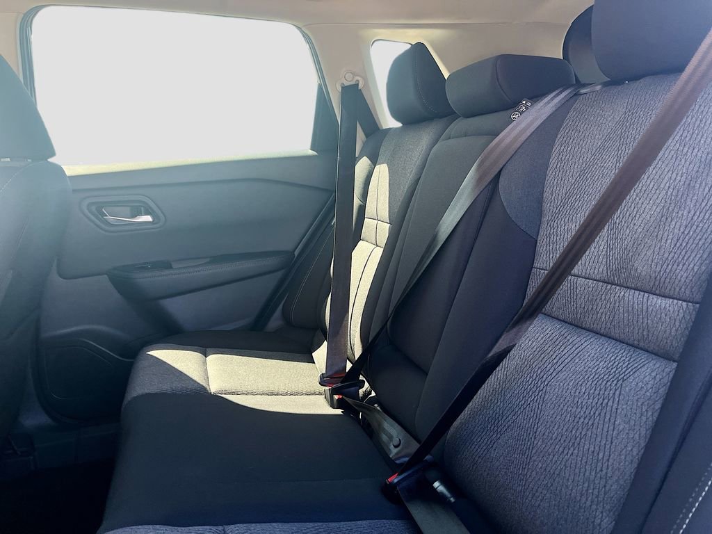 Used 2026 Nissan Rogue SV image 22