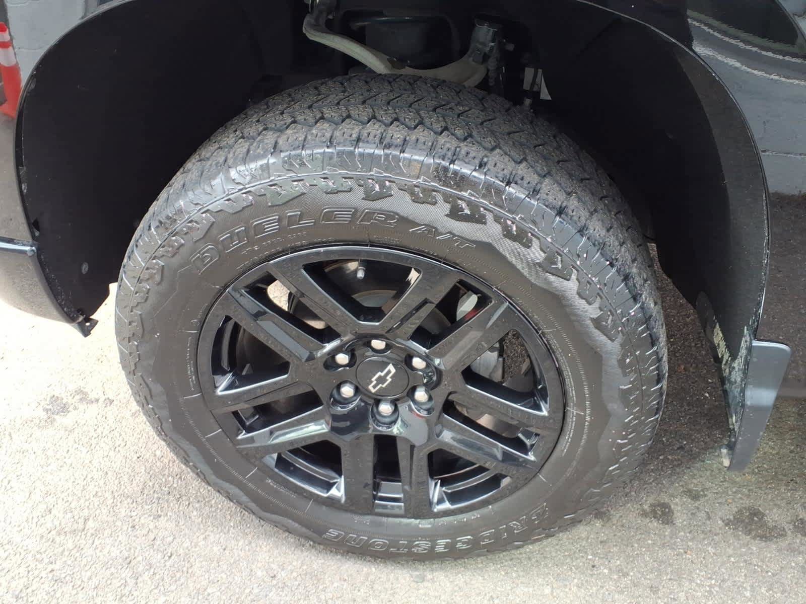 Used 2024 Chevrolet Silverado 1500 Custom Trail Boss AWD/4WD image 8